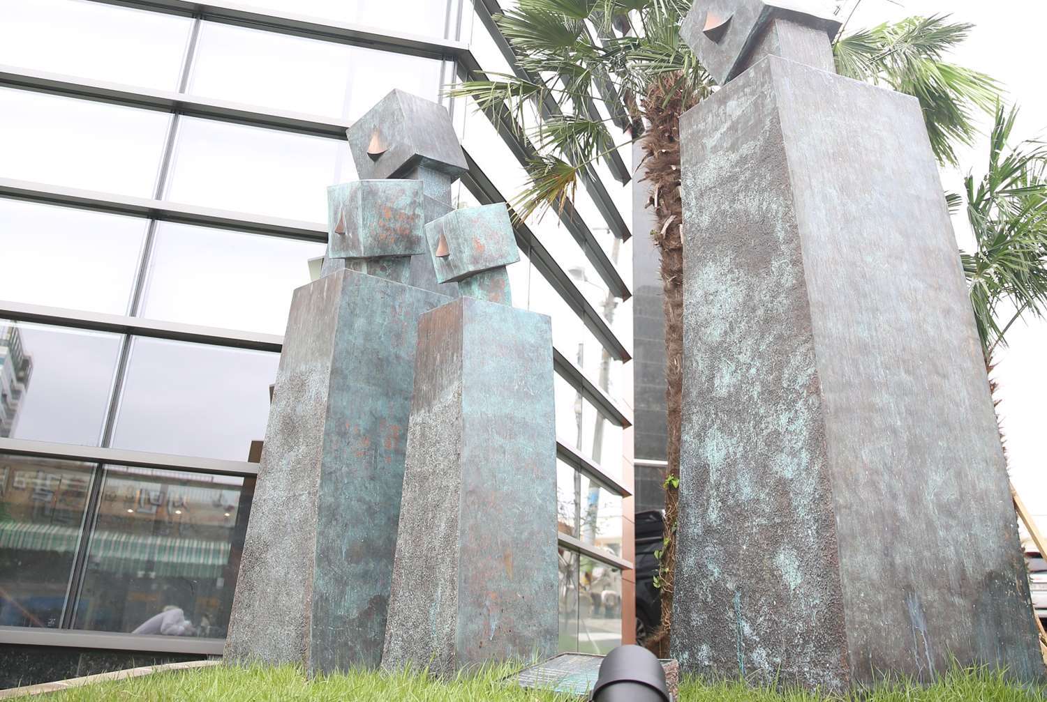 Days Hotel Jeju Seogwipo Ocean Exterior photo